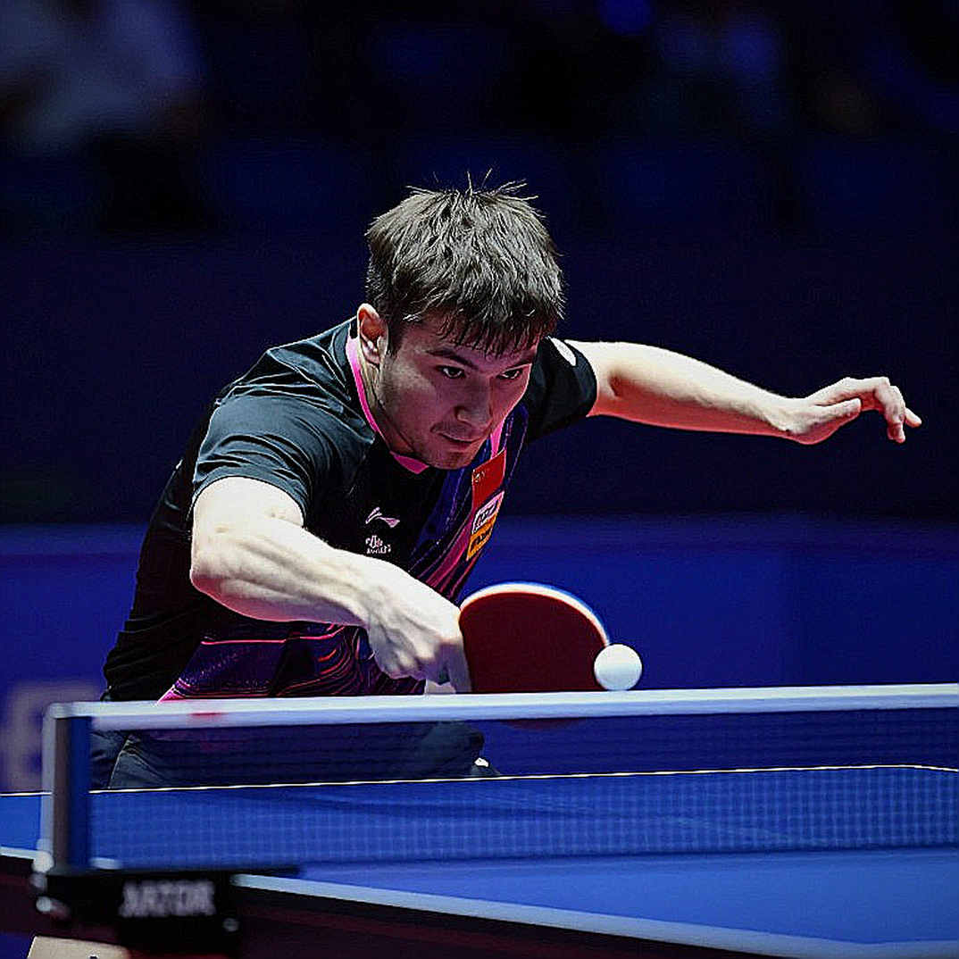 Tám chiếc bàn, mười học viên và nút thắt không nằm ở cơ sở vật chất