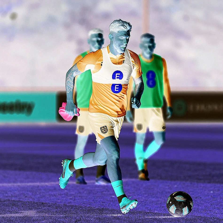 Vietnamese Players Abroad: When the Contract Dies, the Lesson Begins to Live