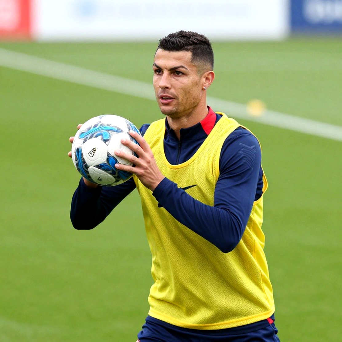 Đầu gối Mbappé và tiếng vọng của một khởi đầu chưa trọn vẹn Đầu gối Mbappé và tiếng vọng của một khởi đầu chưa trọn vẹn