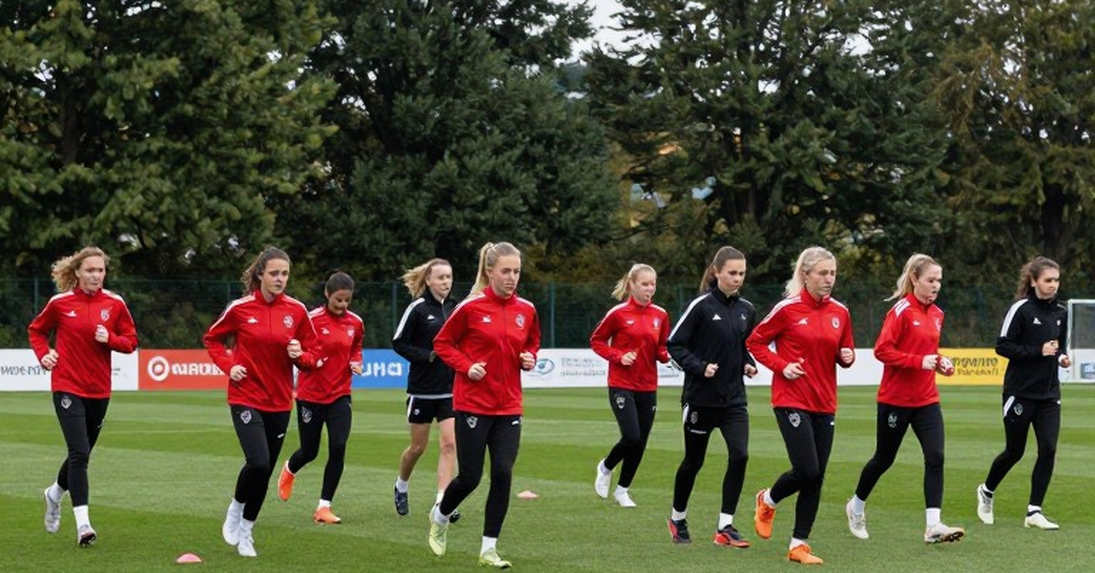 Granit Xhaka Và Tấm Chứng Nhận COVID Giả: Một Con Dấu Xóa Đi 152 Lần Khoác Áo Đội Tuyển