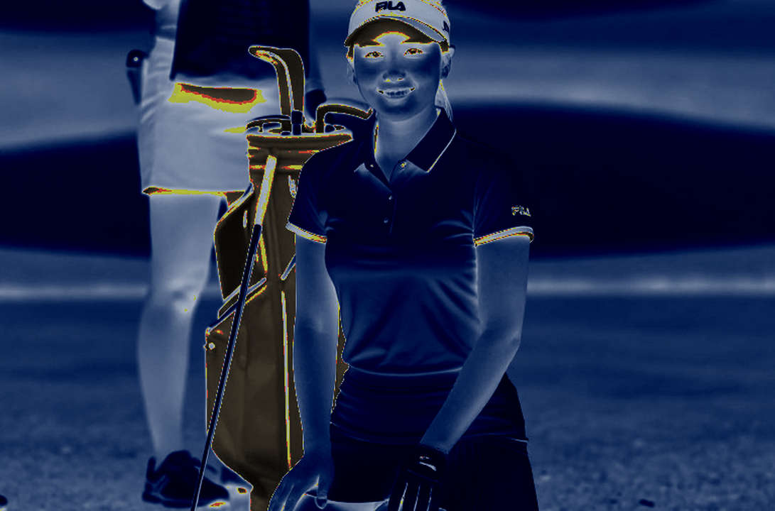 PAYNTR Ember: Đôi giày cam lửa và chiến lược thách thức của thương hiệu trẻ trong làng golf PAYNTR Ember: Đôi giày cam lửa và chiến lược thách thức của thương hiệu trẻ trong làng golf