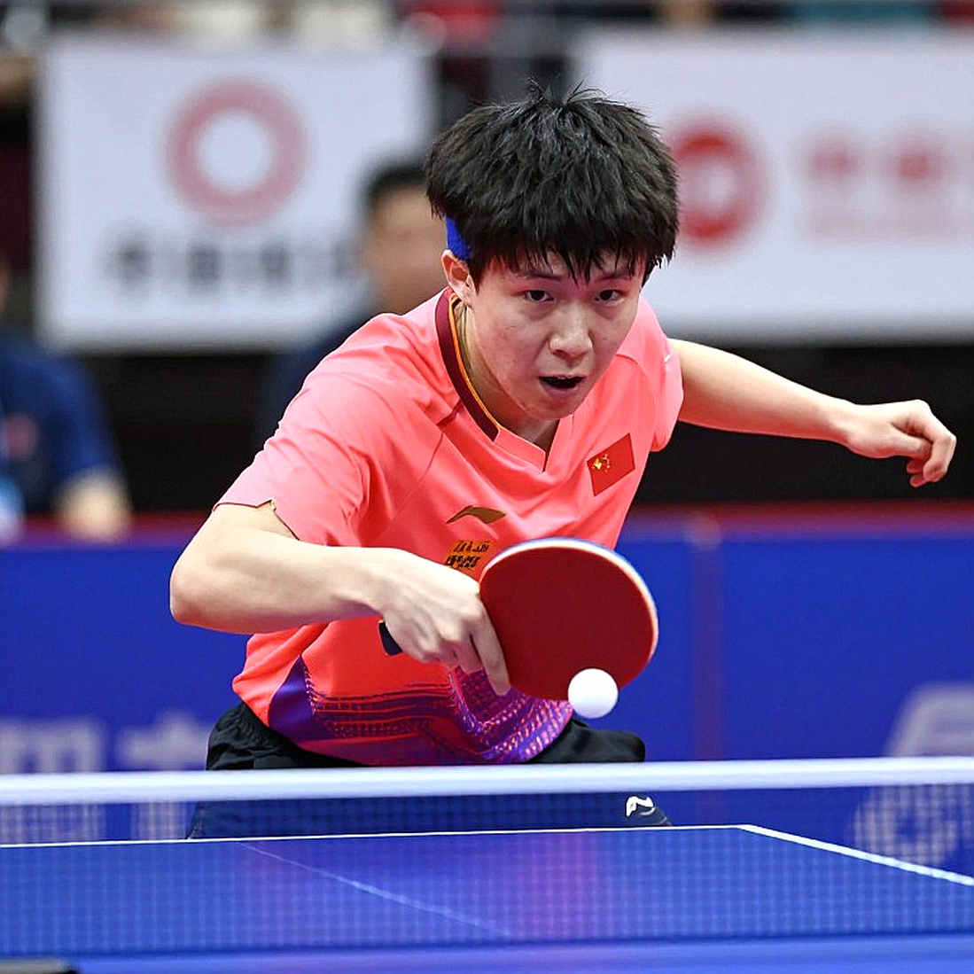 Hoàng hôn của Marcos Rojo: Khi viên ngọc về núi cũ