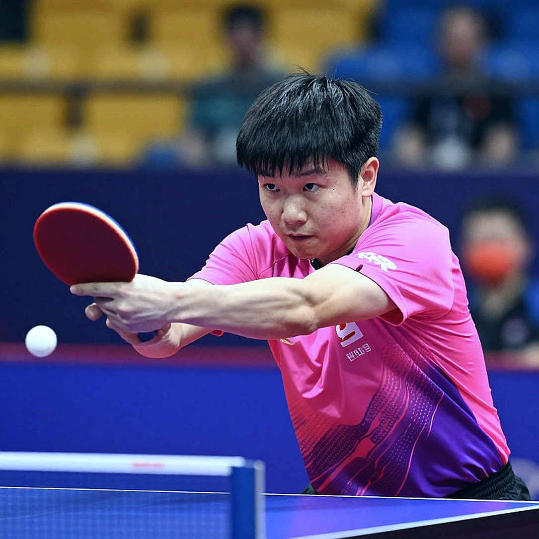 29 cái tên, 7 tân binh, 0 tiền đạo: Roland và bảng tính chưa ai đọc 29 cái tên, 7 tân binh, 0 tiền đạo: Roland và bảng tính chưa ai đọc
