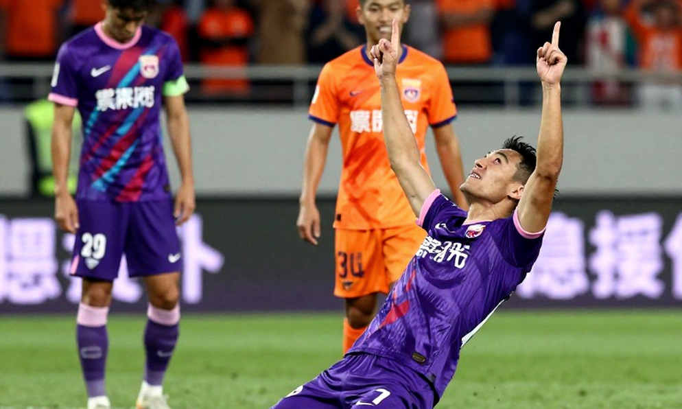 Bóng đá xử án bằng hình ảnh: Guardiola, Mancini và khoảng trống giữa điều ta thấy và điều ta biết