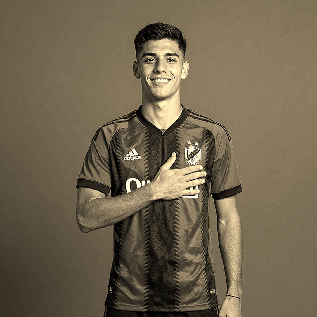 Mùa đông quyết định tháng Năm: Thị trường chuyển nhượng Nhật Bản và bài toán World Cup 2026