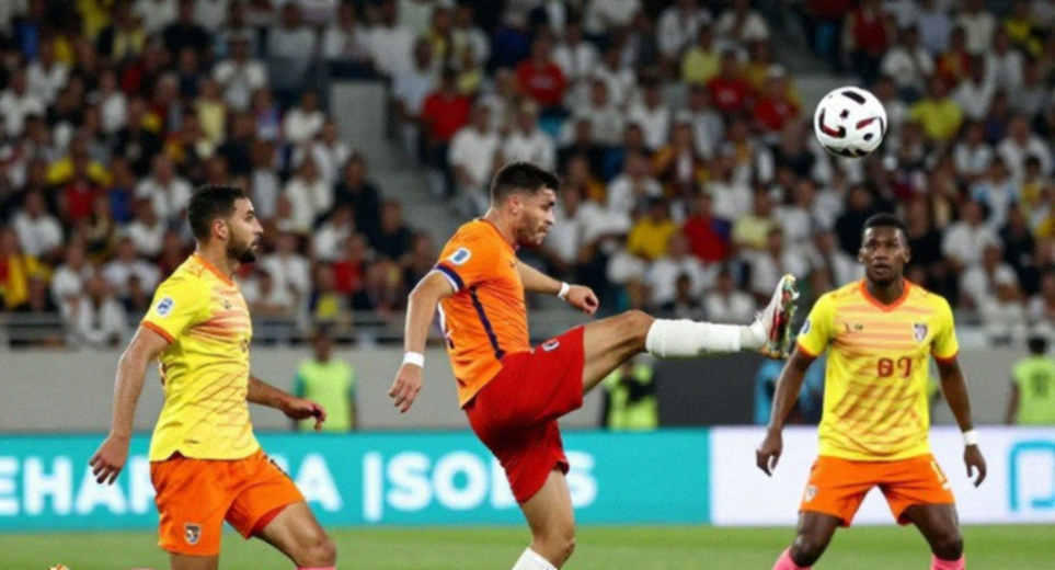 Real Madrid - Sevilla: bốn người ghi bàn và hai phút lặng định đoạt trận đấu