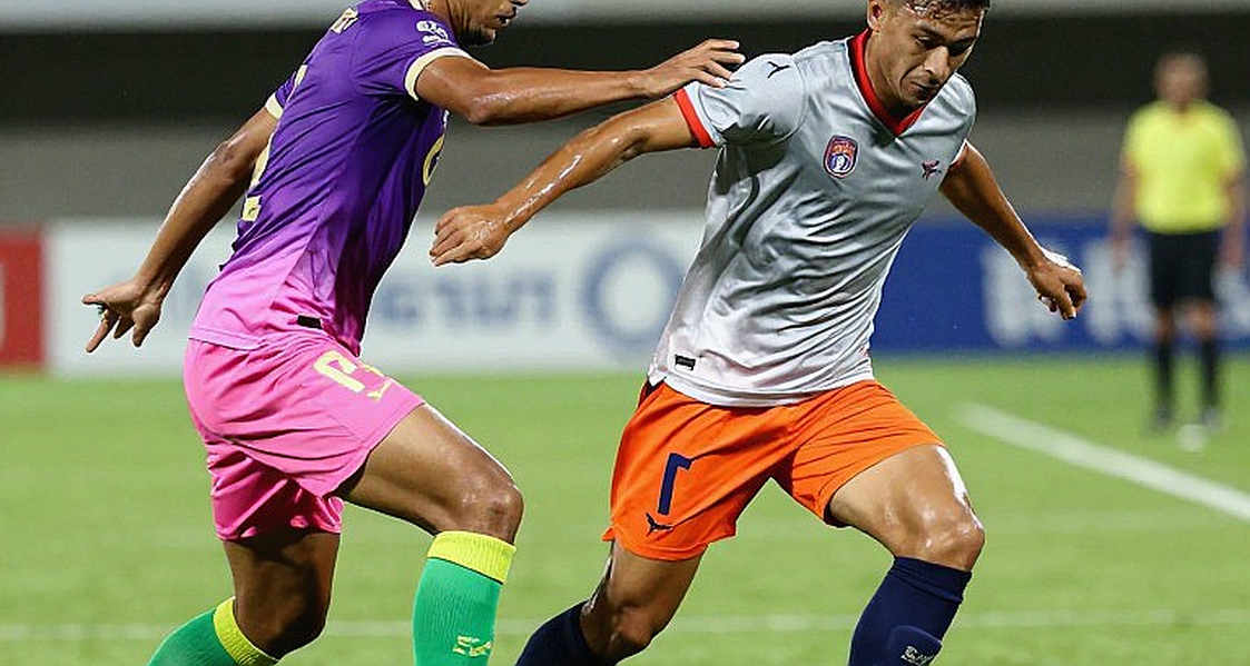 Joao Maleck rời Guadalupe FC gia nhập Plaza Colonia: Chuyến đi một chiều đến xứ Charrua hay lời hứa tái sinh cho sự nghiệp lận đận?